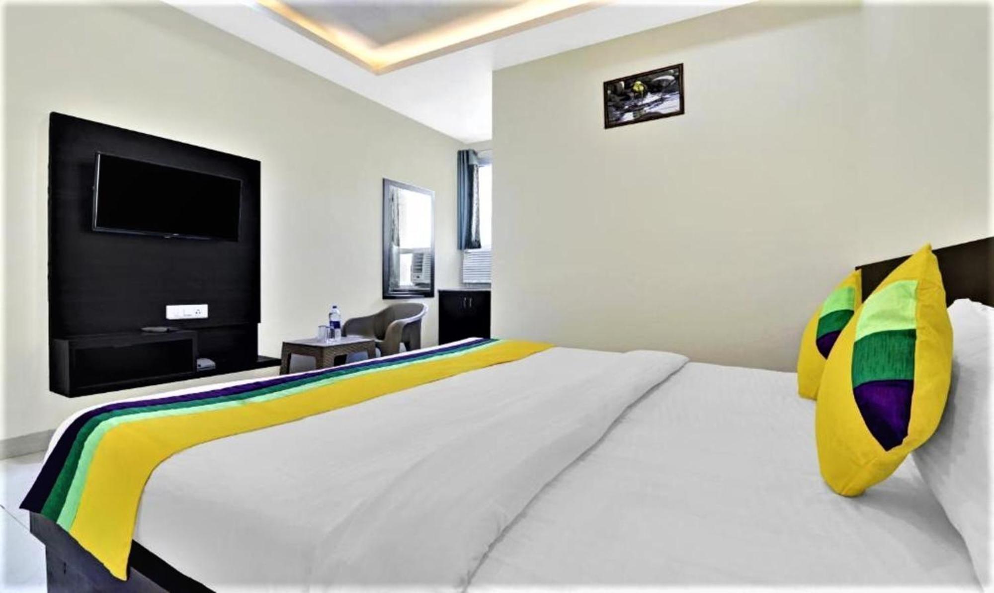 Hotel Ravi Residency Bharatpur Εξωτερικό φωτογραφία
