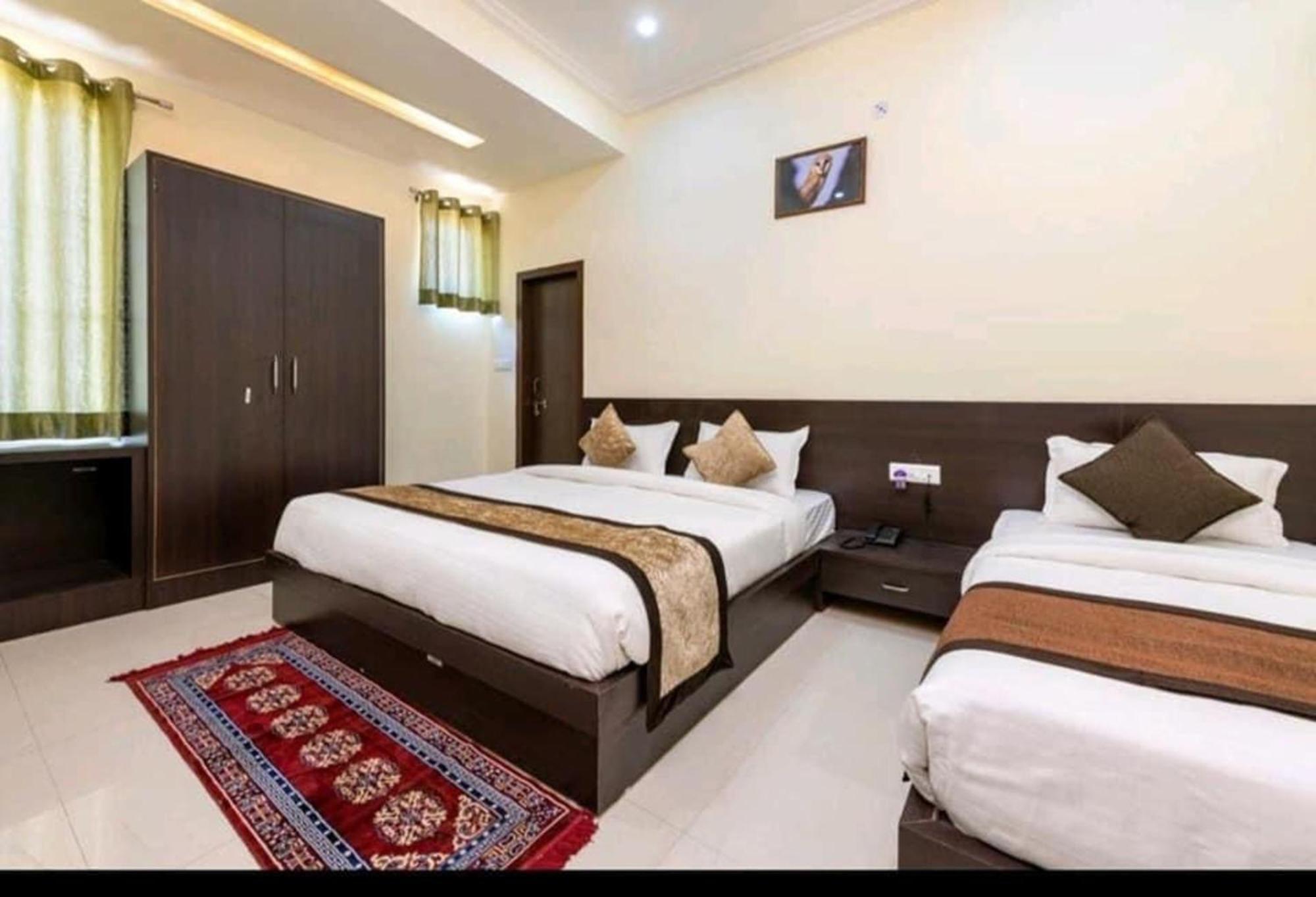 Hotel Ravi Residency Bharatpur Εξωτερικό φωτογραφία