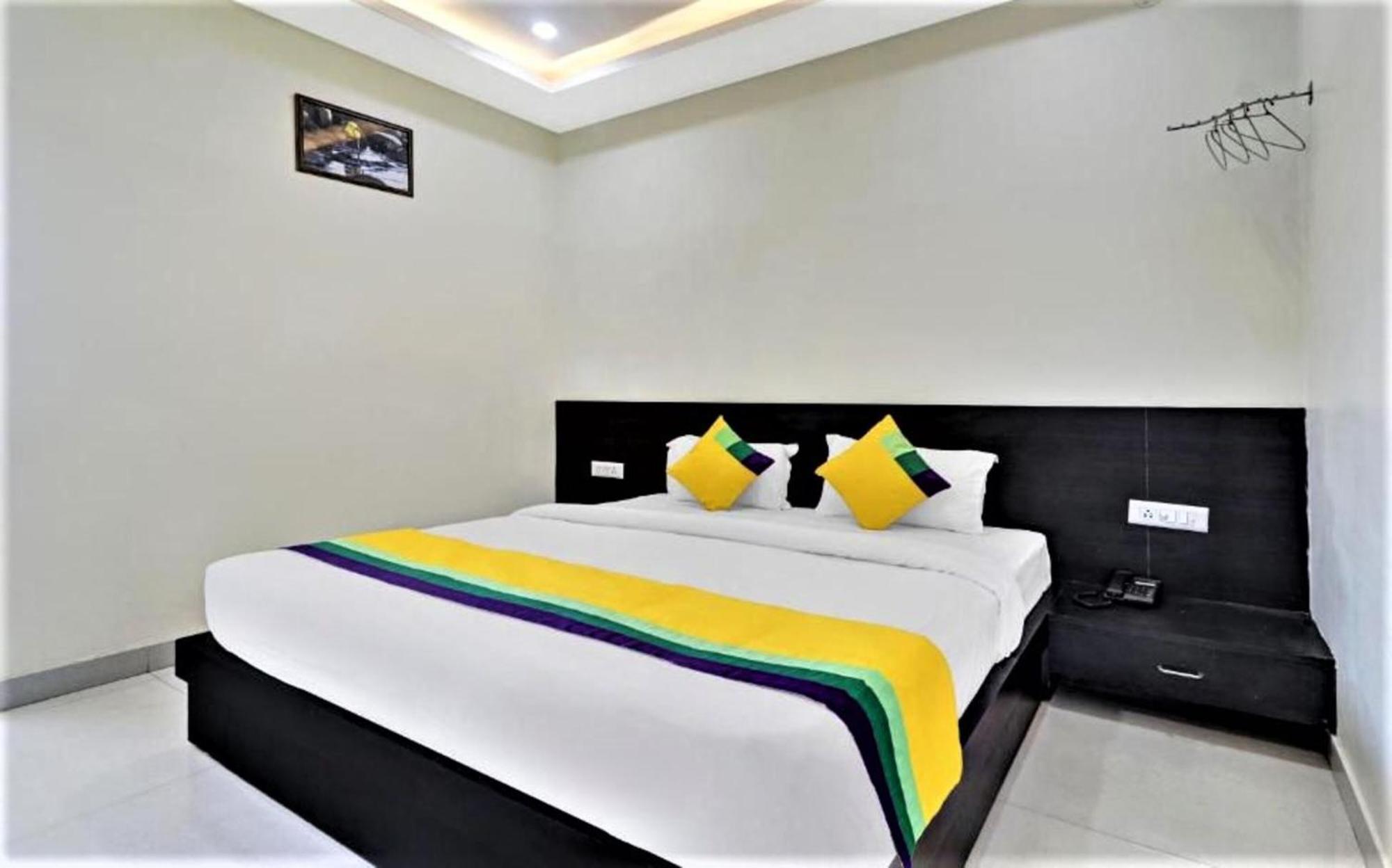 Hotel Ravi Residency Bharatpur Εξωτερικό φωτογραφία